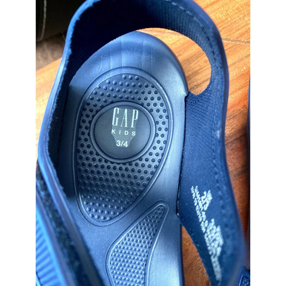 GAP Kids Sandals Water Shoes‎ Adjustable Straps Blue Size 3/4